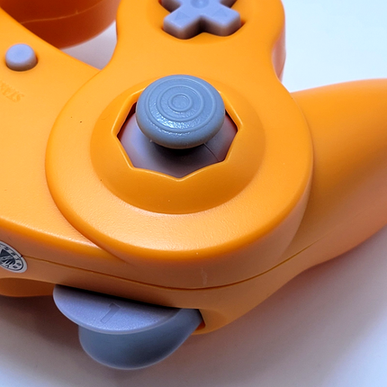 GameCube / Wii Wired Controller Spice Orange - TeknoGame®