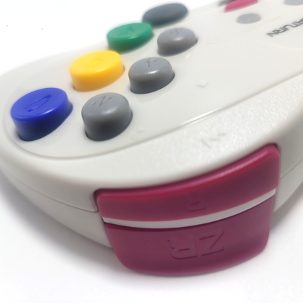Sega Saturn 2.4GHz Wireless Pro Controller with Analog Joysticks White - Retro-Bit