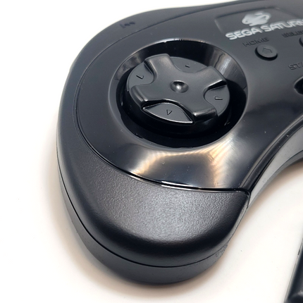 Sega Saturn 2.4GHz Wireless 8-Button Controller Black - Retro-Bit®