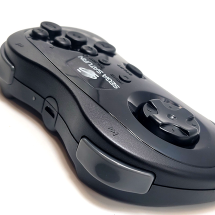 Sega Saturn 2.4GHz Wireless 8-Button Controller Black - Retro-Bit®