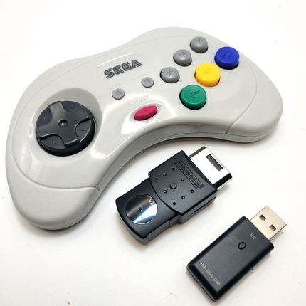 Sega Saturn 2.4GHz Wireless 8-Button Controller White - Retro-Bit®